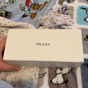 prada box *****BEST OFFER*****